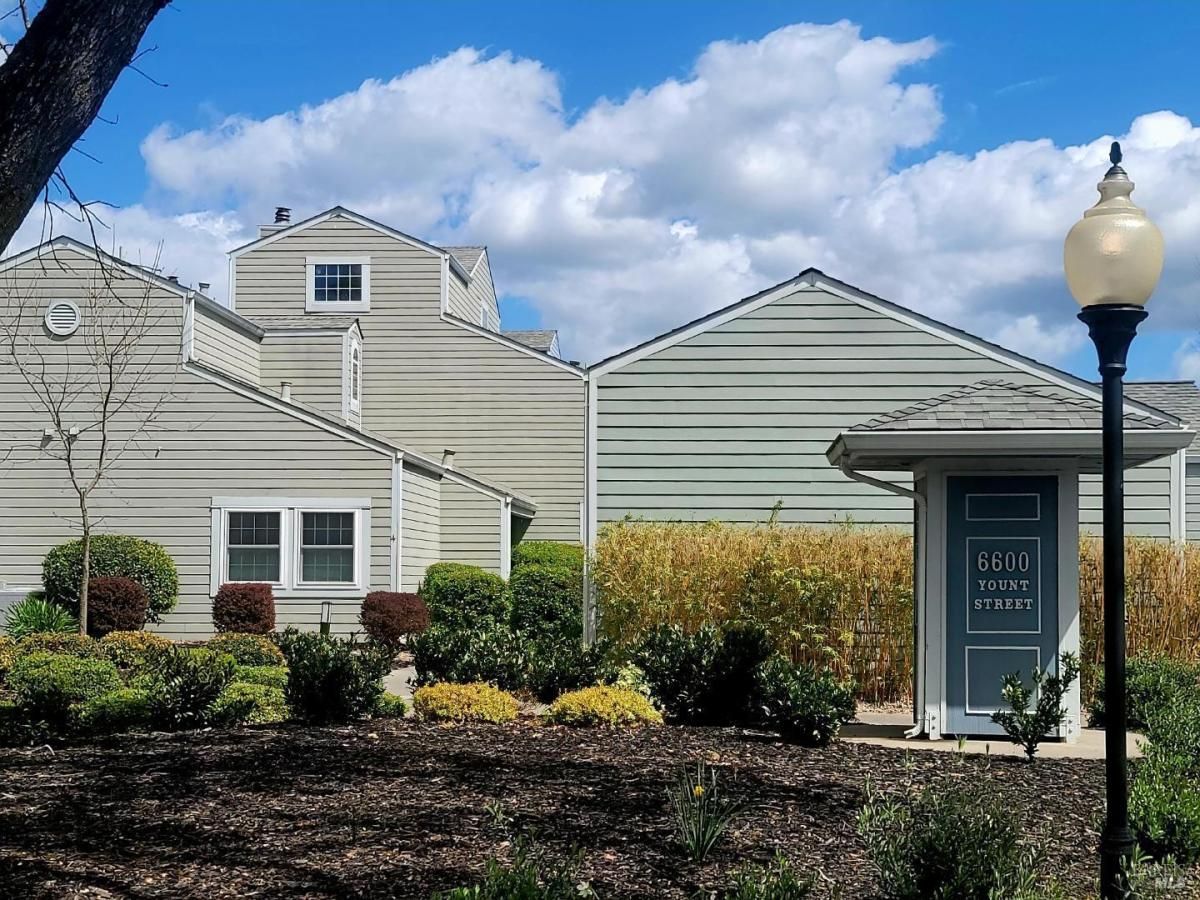 MLS #325025252 img 0