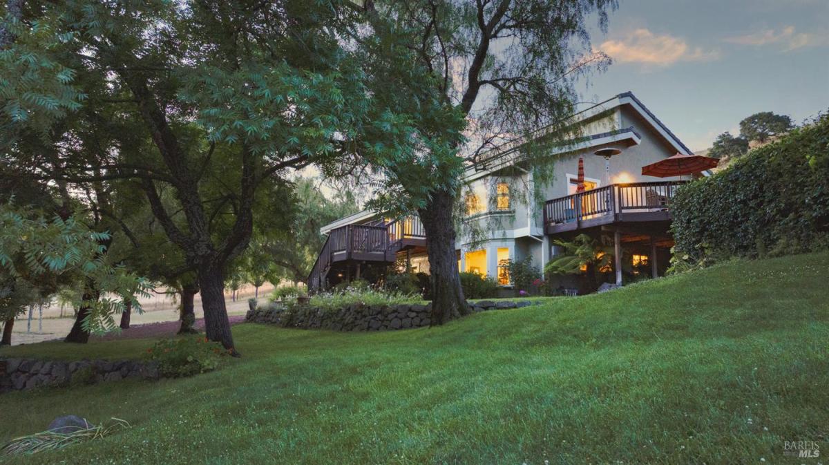 MLS #325025279 img 0