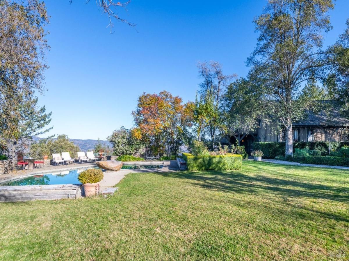 MLS #325026054 img 0