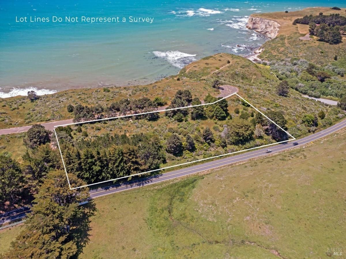 MLS #325027713 img 0