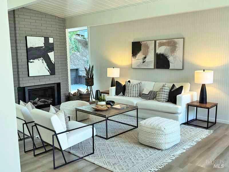 MLS #325027879 img 0