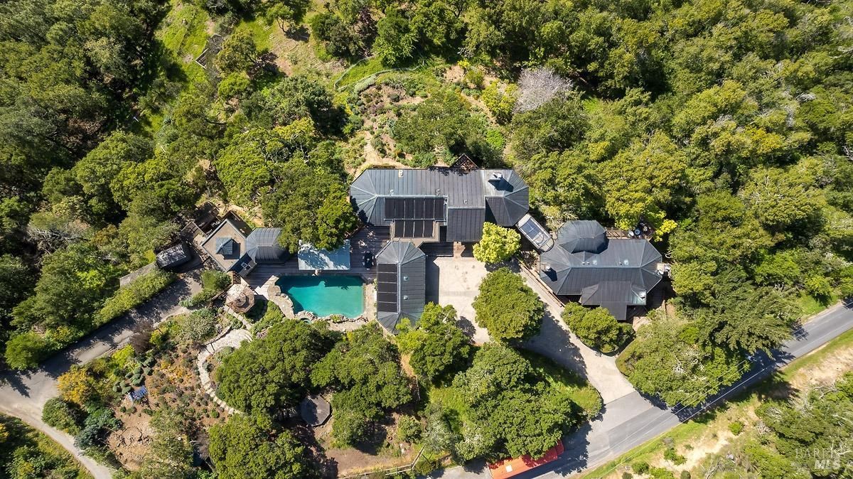 MLS #325028270 img 0