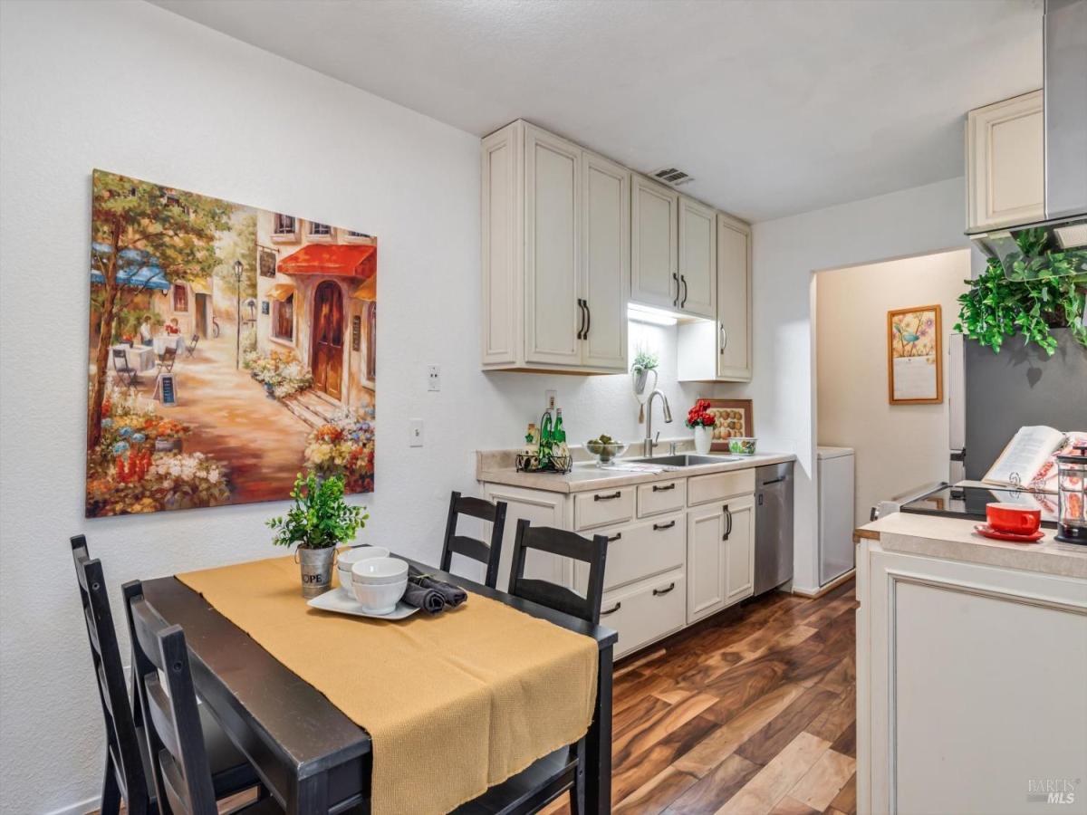 MLS #325028860 img 0