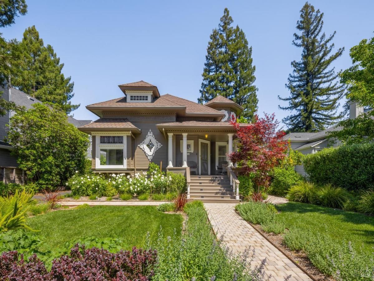 MLS #325029212 img 0