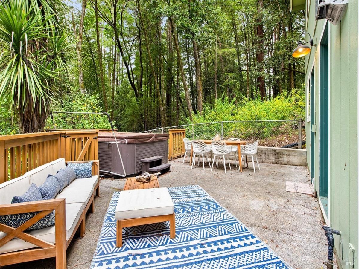 MLS #325029342 img 0