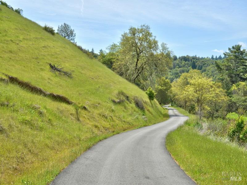 MLS #325030618 img 0