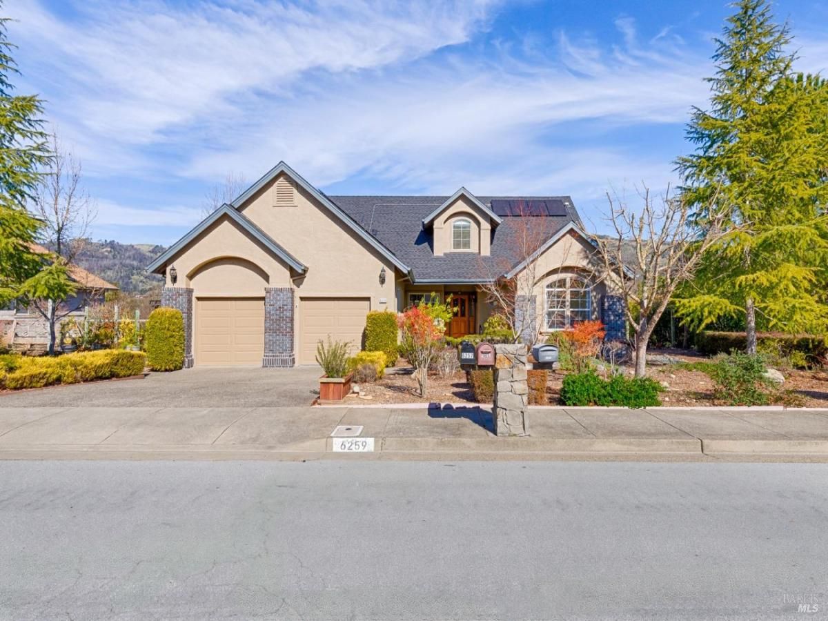 MLS #325031282 img 0