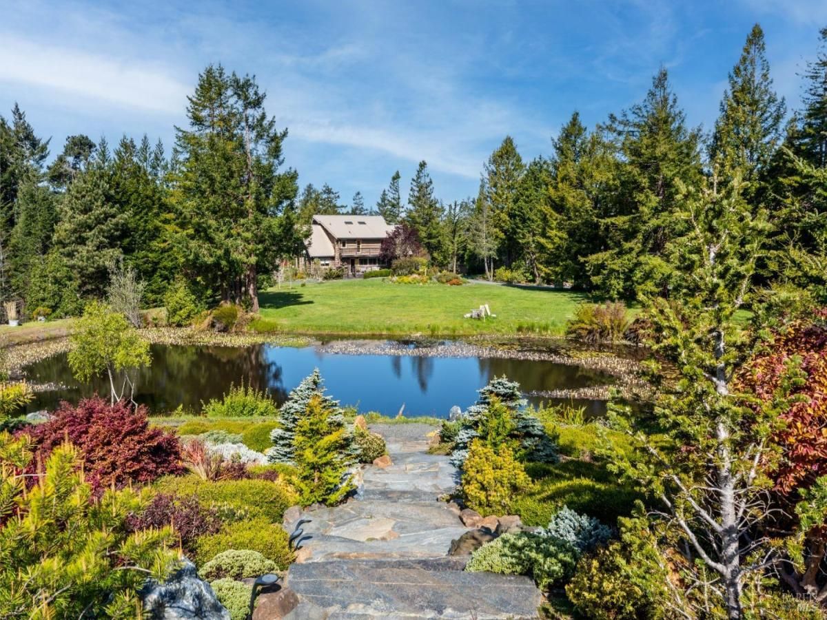 MLS #325037108 img 0