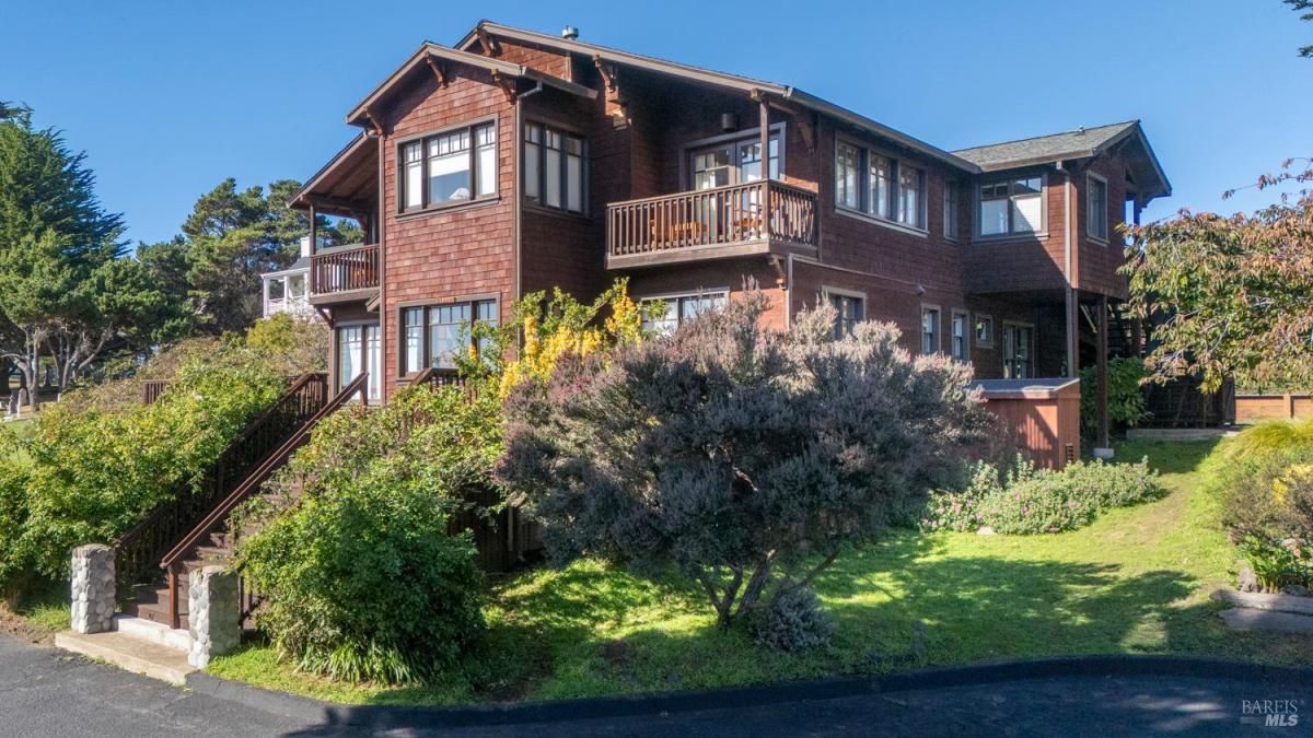 MLS #325037818 img 0