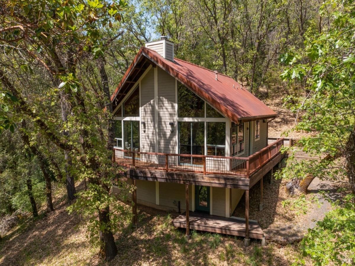 MLS #325038005 img 0