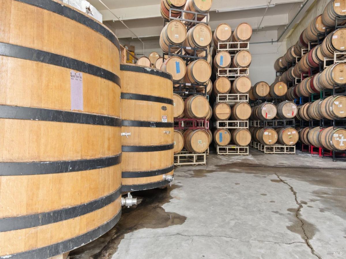 MLS #325038283 img 0