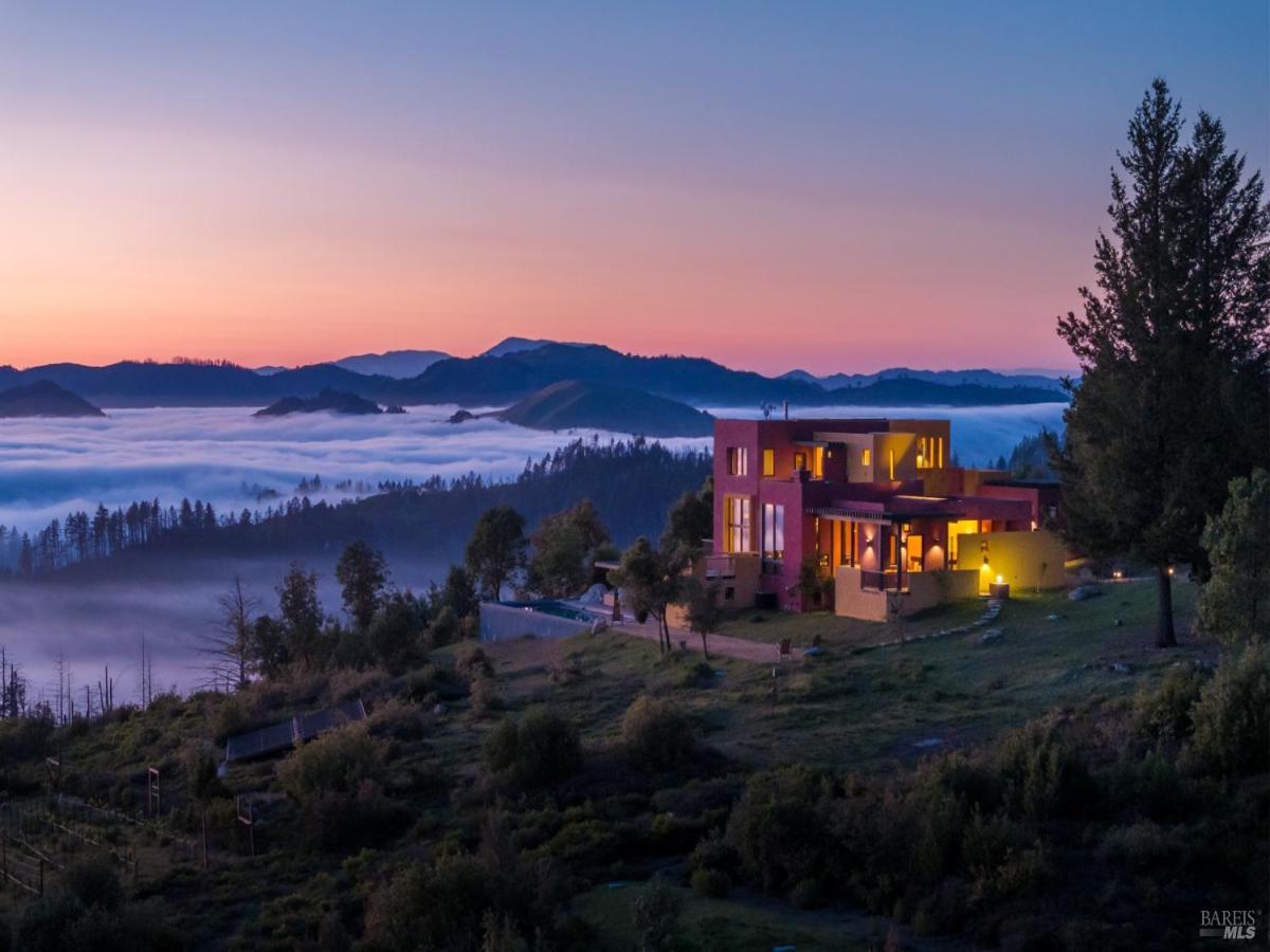 MLS #325038588 img 0