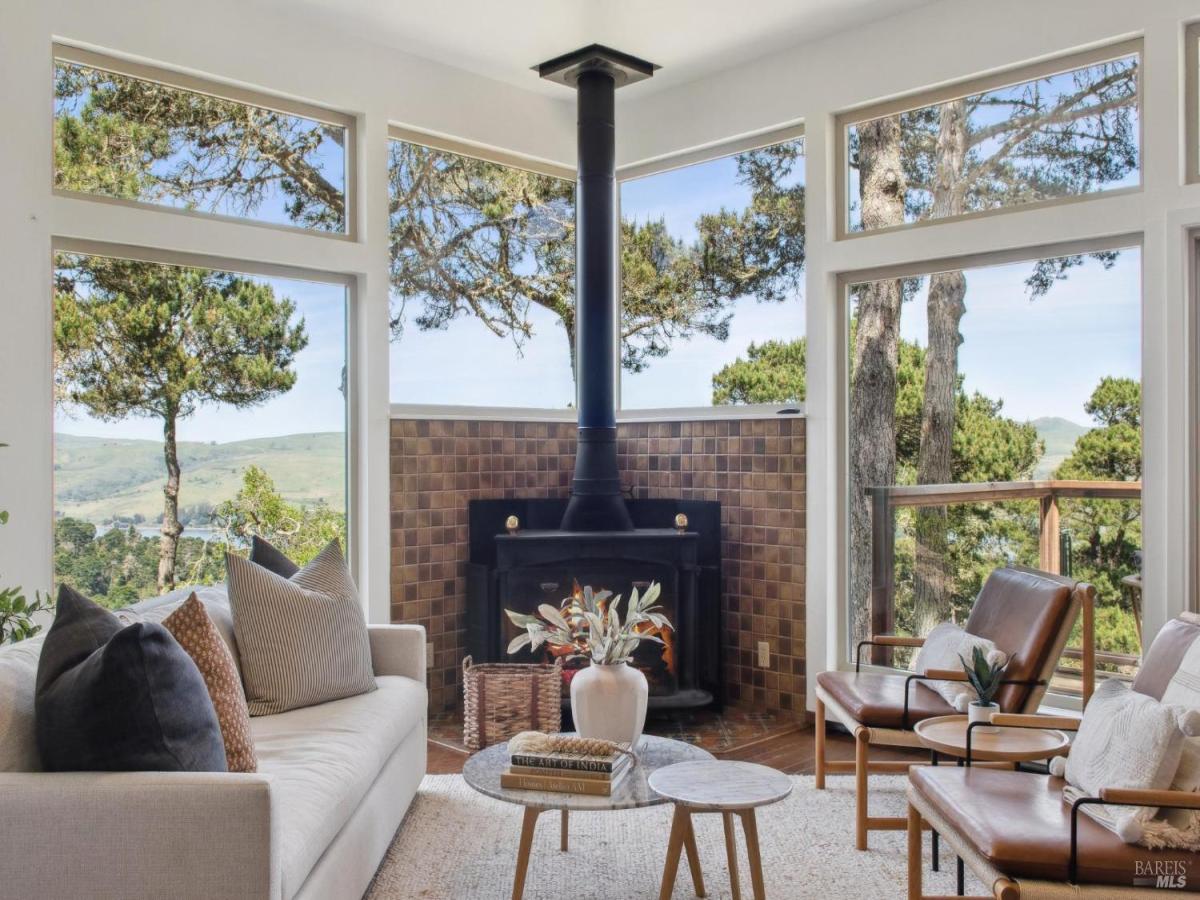 MLS #325039448 img 0