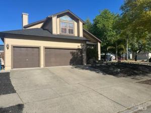 MLS #325039779 img 0