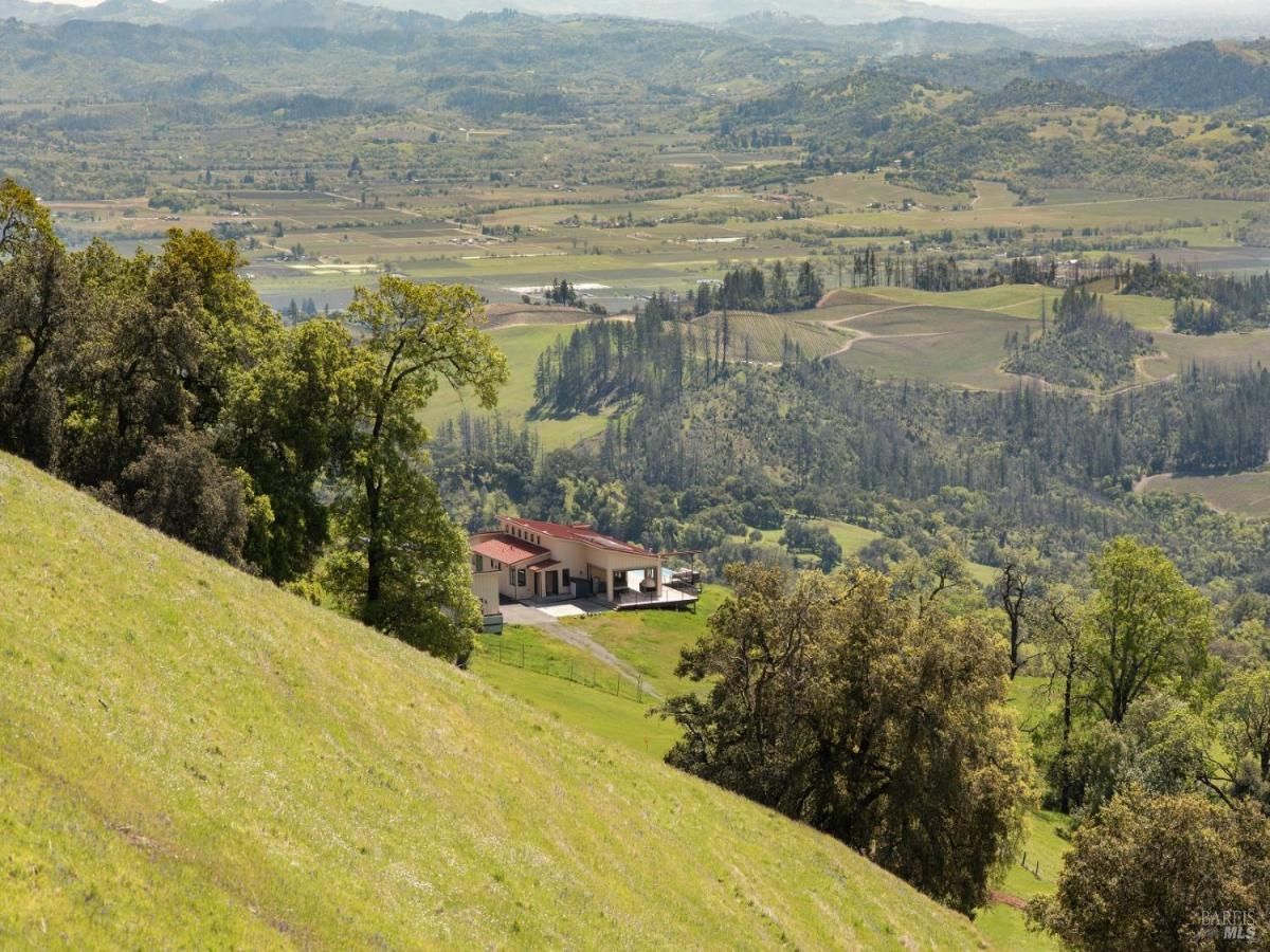 MLS #325040031 img 0