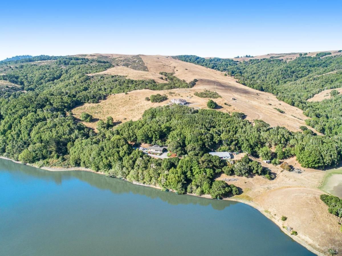 MLS #325040674 img 0