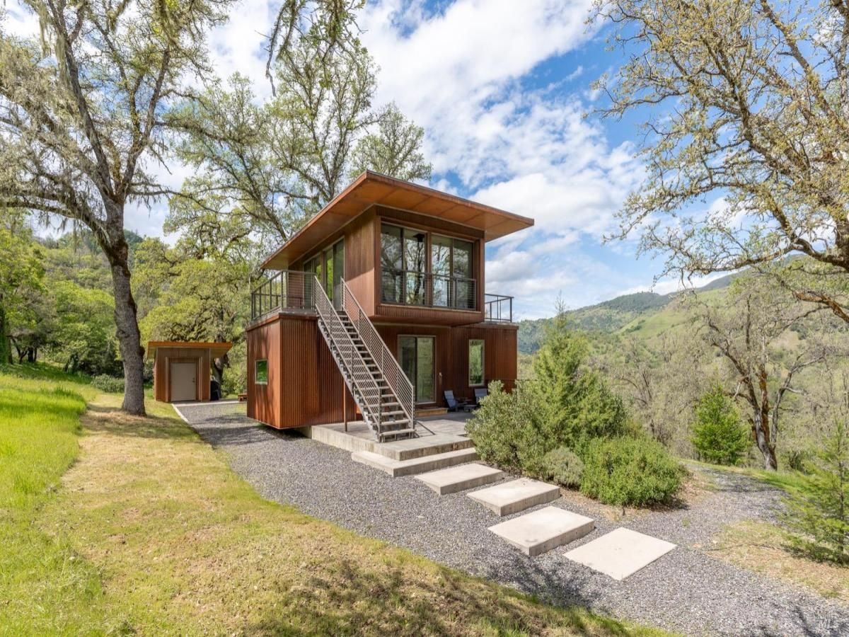 MLS #325040967 img 0