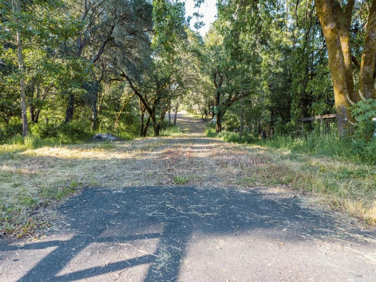 MLS #325041452 img 0