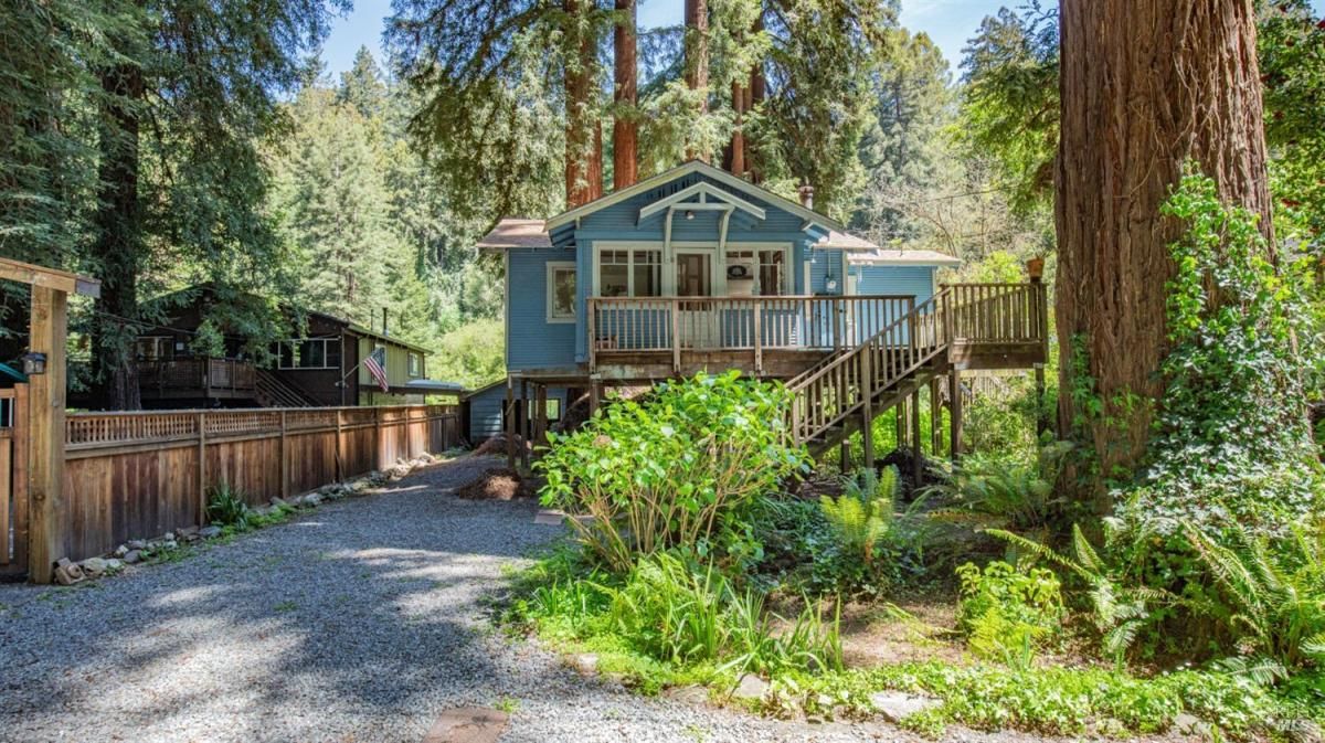 MLS #325042067 img 0