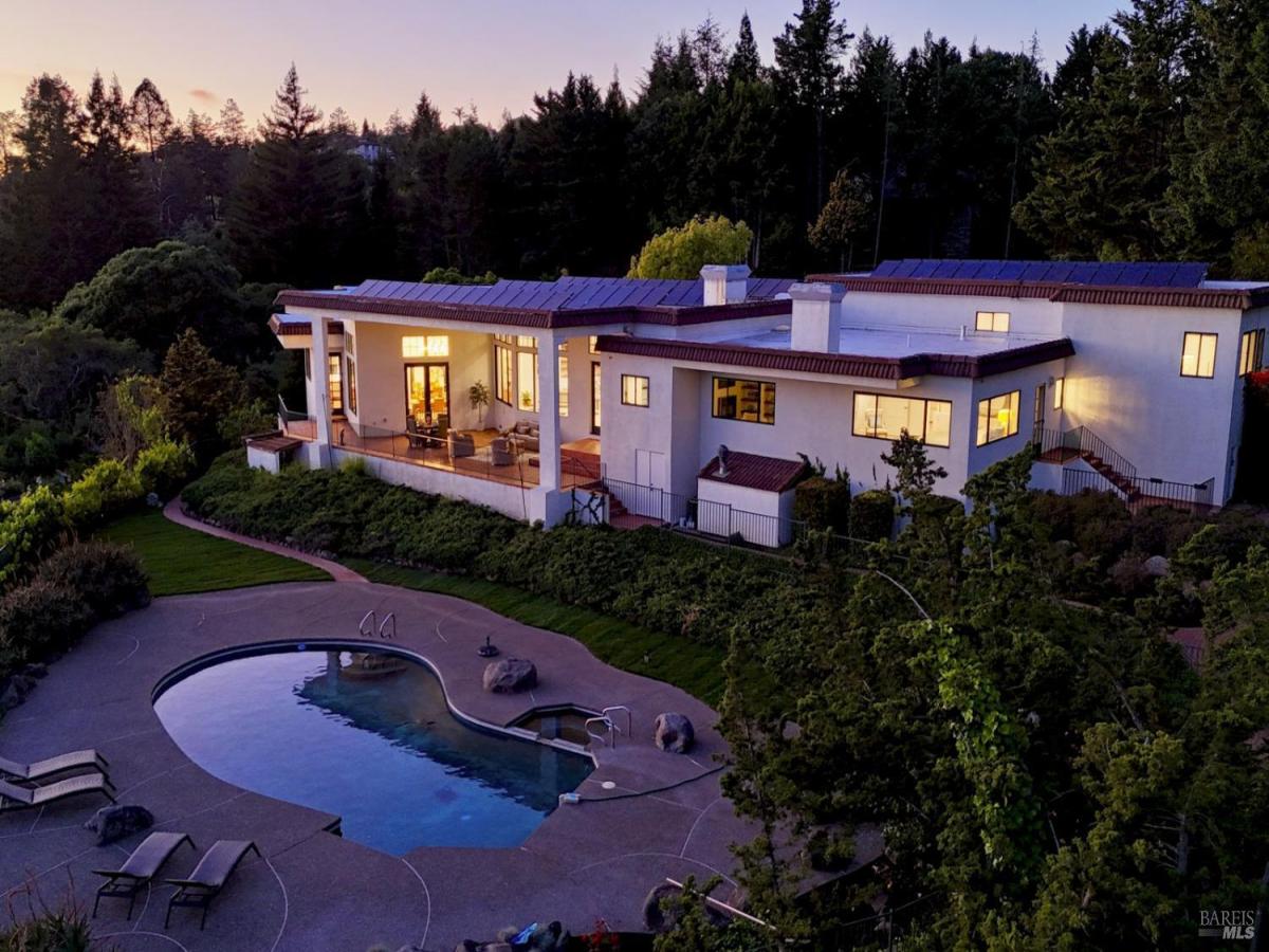 MLS #325043362 img 0