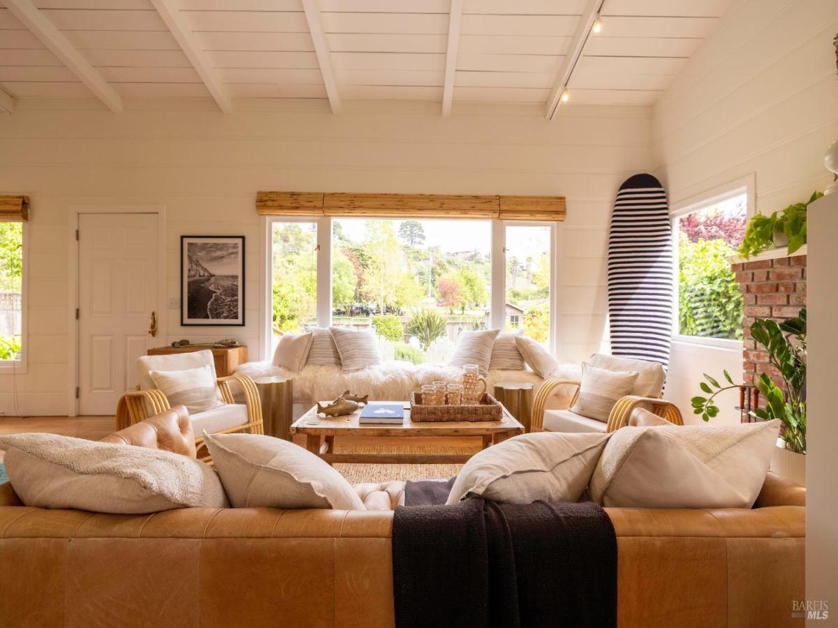 MLS #325043787 img 0