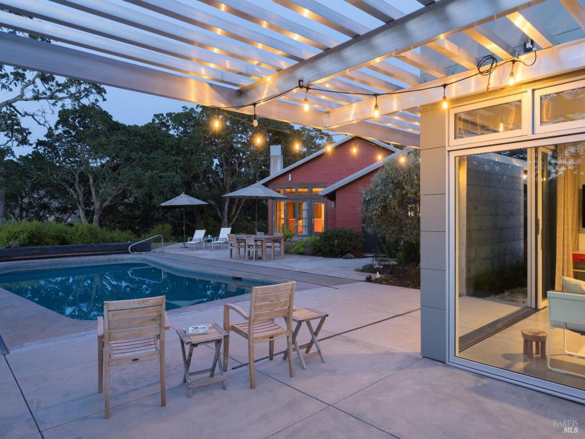 MLS #325043887 img 0