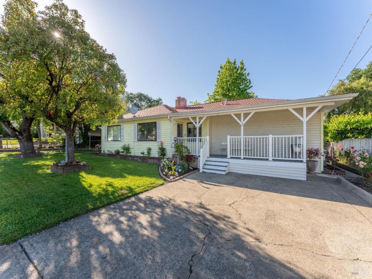 MLS #325044260 img 0