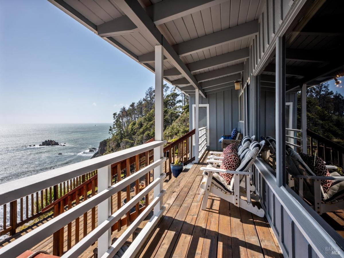 MLS #325044483 img 0