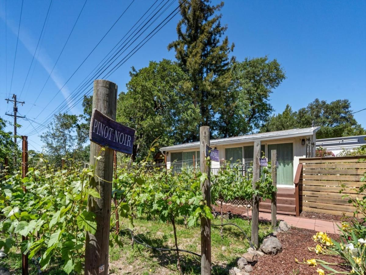 MLS #325044909 img 0