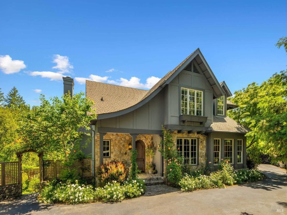 MLS #325044910 img 0