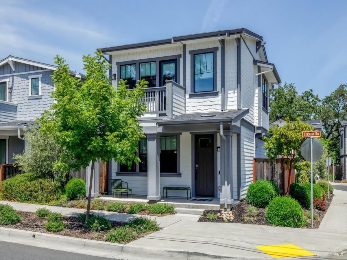 MLS #325045100 img 0