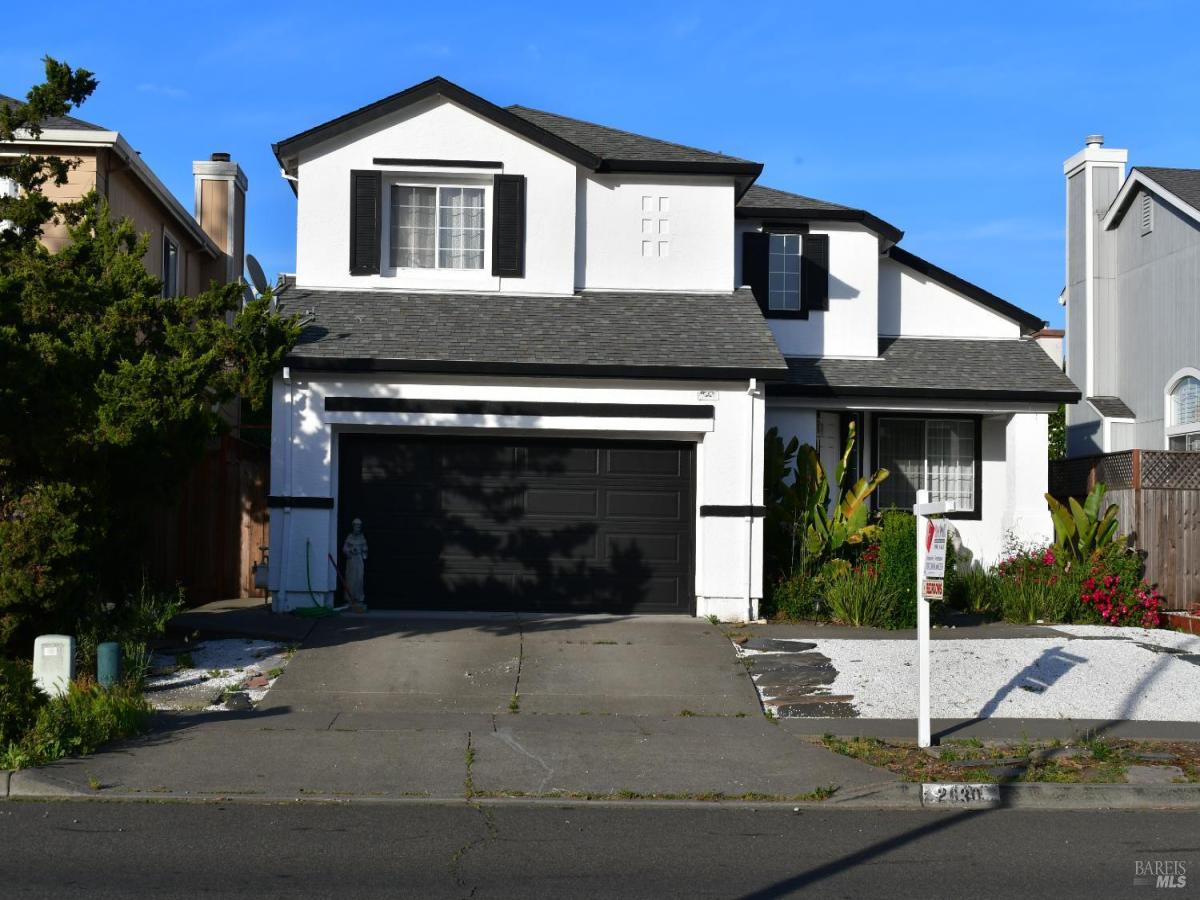 MLS #325045667 img 0