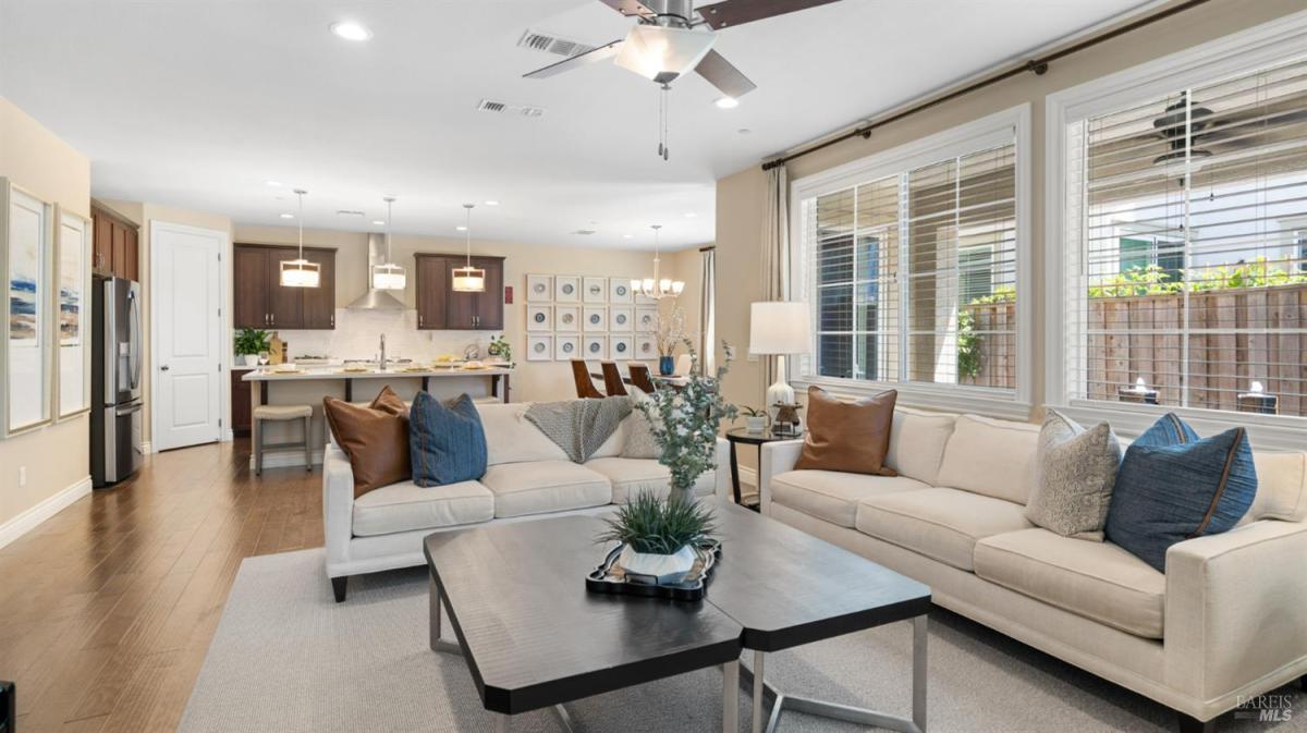 MLS #325046105 img 0