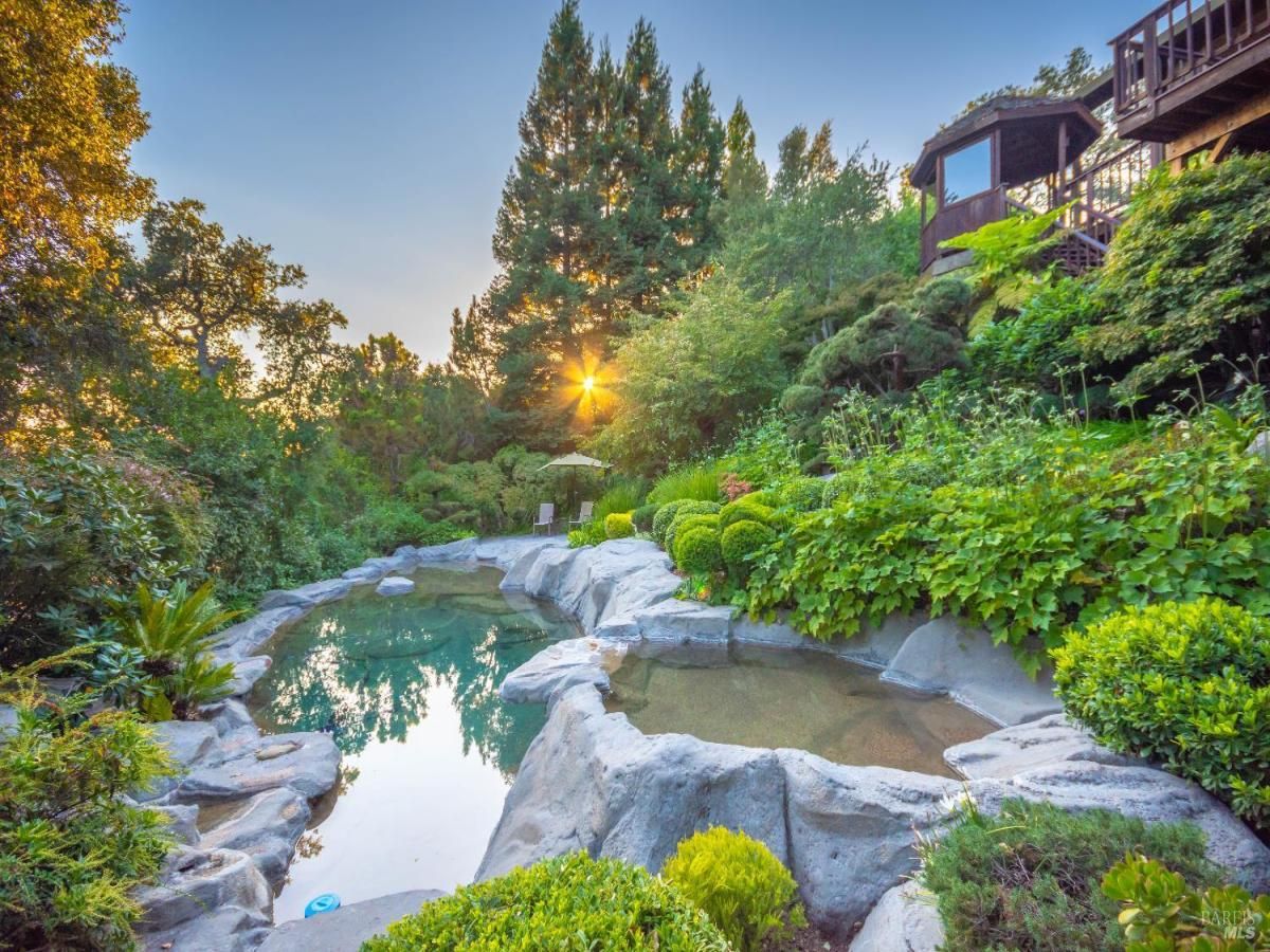 MLS #325046666 img 0