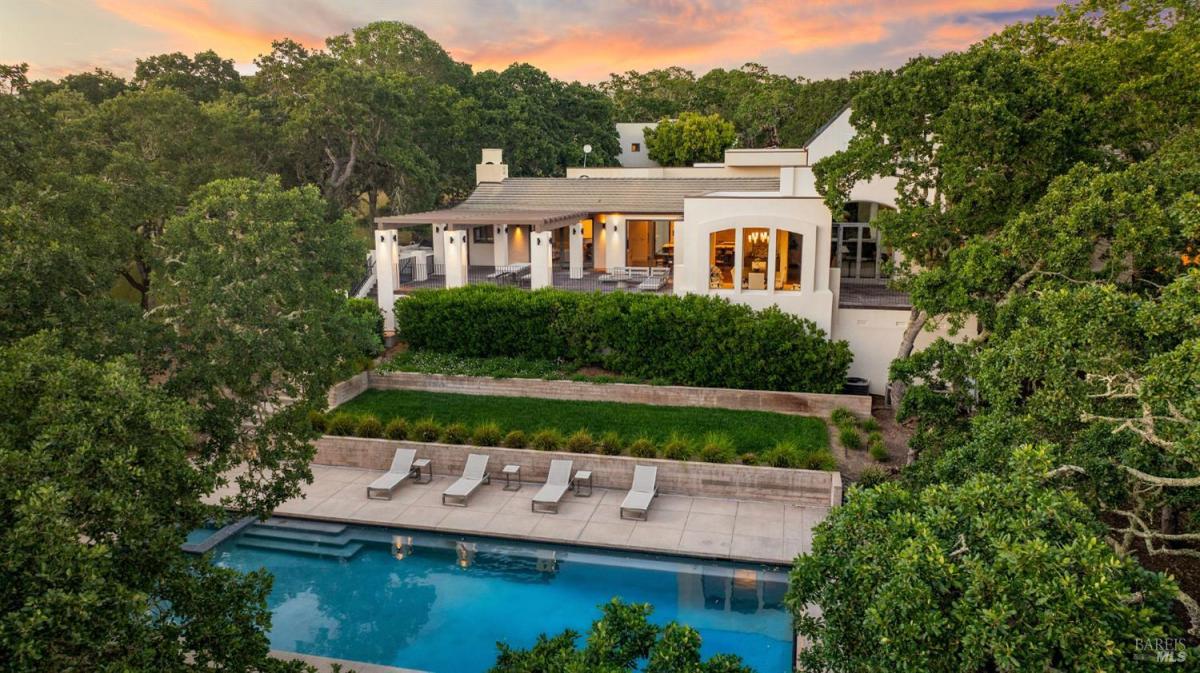 MLS #325048173 img 0