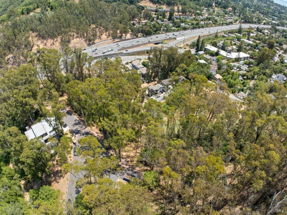 MLS #325048502 img 0