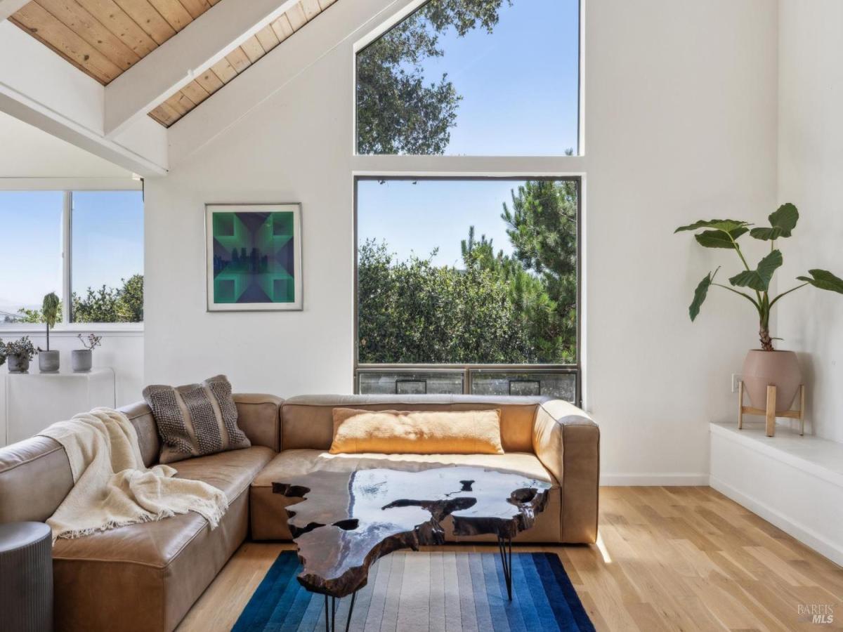 MLS #325049214 img 0