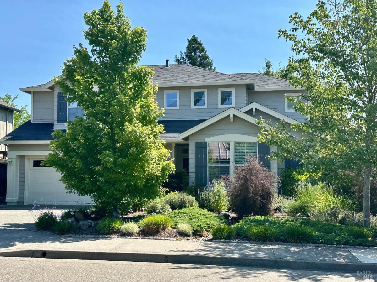 MLS #325049885 img 0