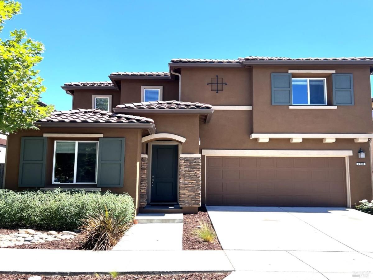 MLS #325049942 img 0