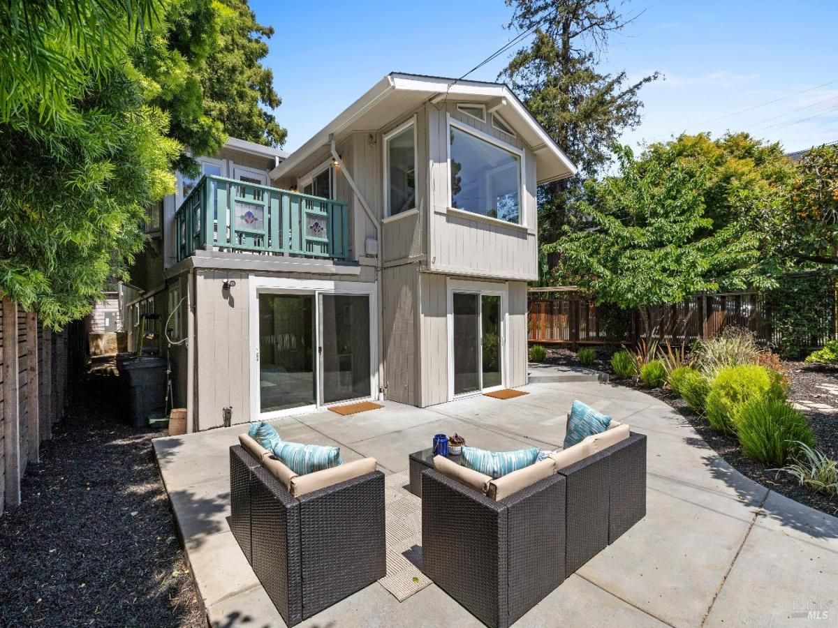 MLS #325051149 img 0