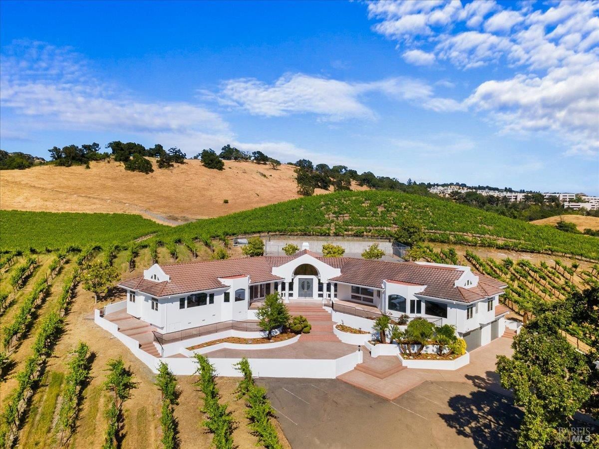 MLS #325051257 img 0