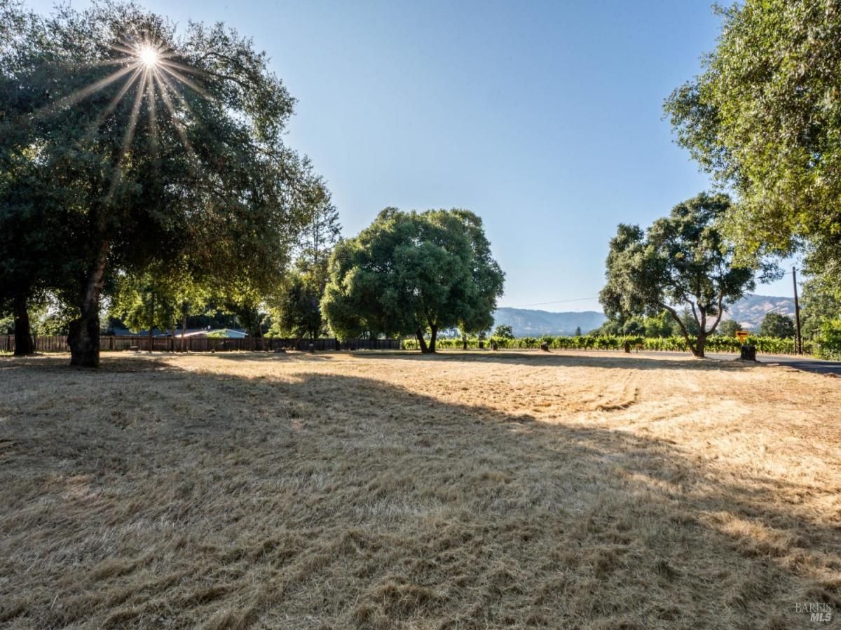 MLS #325052093 img 0