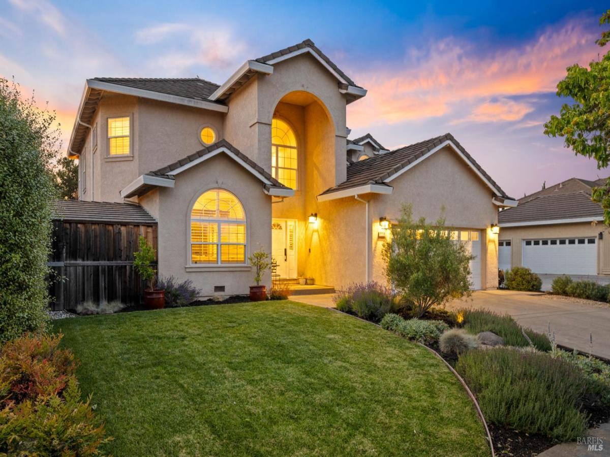 MLS #325052688 img 0