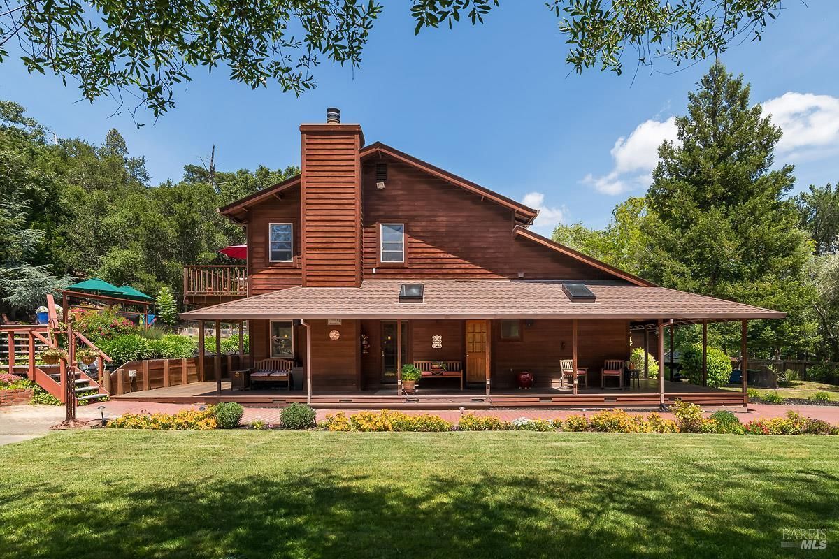 MLS #325053446 img 0