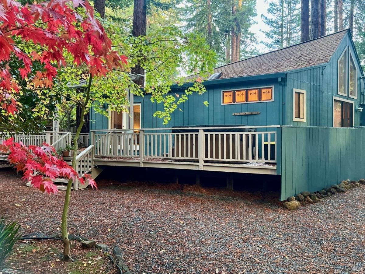 MLS #325053744 img 0