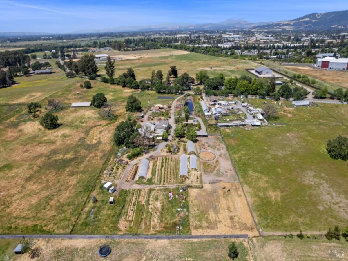 MLS #325053976 img 0