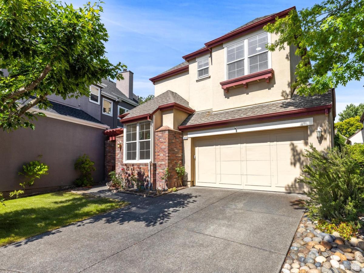 MLS #325054085 img 0