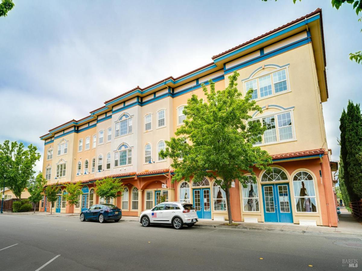 MLS #325054132 img 0