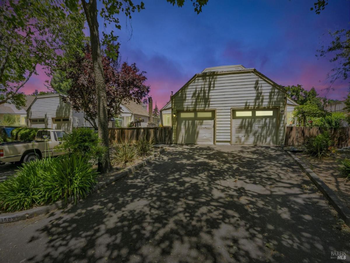 MLS #325054474 img 0