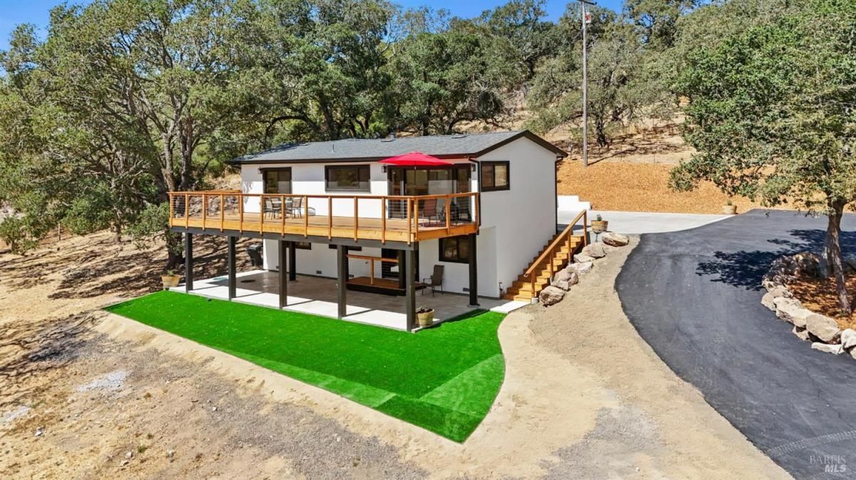 MLS #325054971 img 0